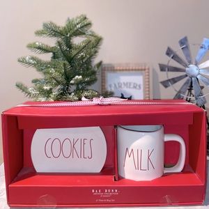 Cookies and Milk Gift Set NWT still in box White with Red lettering